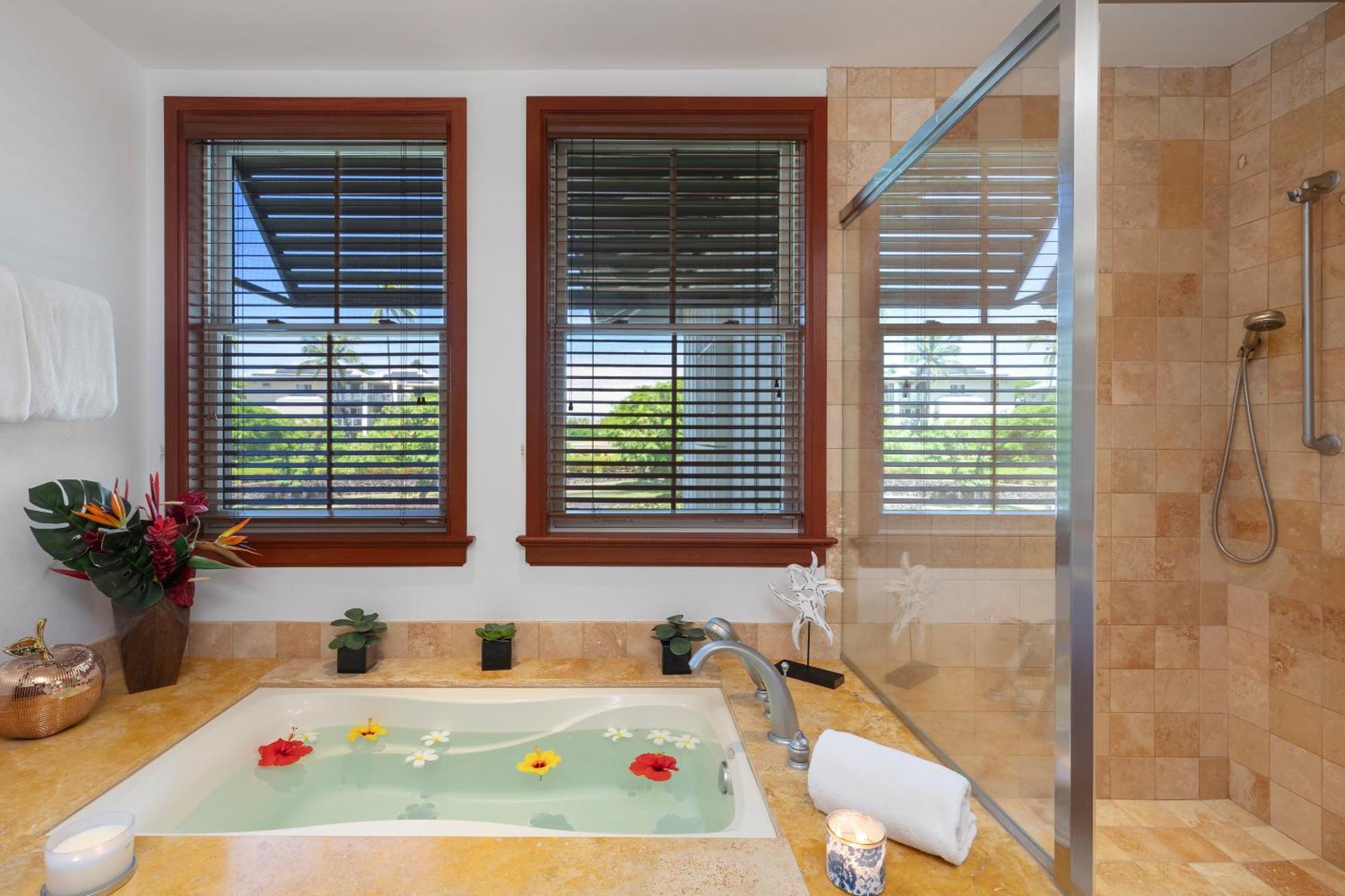 Hilton Pool Pass Included, Kolea - Luxe Penthouse Villa ไวโคโลอา ภายนอก รูปภาพ
